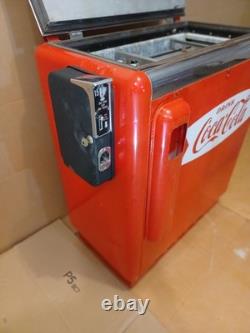 Vintage, Mid-Century Glasco GBV50 Coca-Cola Vending Machine, in working order