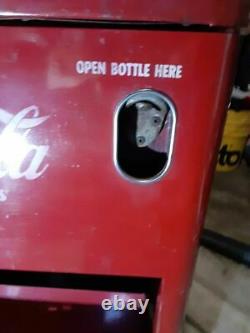 Vintage Original Late 1940s-1950s Original Vendo 10cent CocaCola Vending Machine