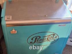 Vintage Pepsi-Cola Ideal 55 Machine