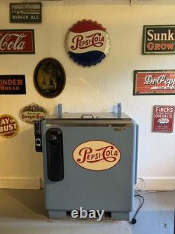 Vintage Pepsi-Cola Machine Ideal Dispenser Co. Model A-55