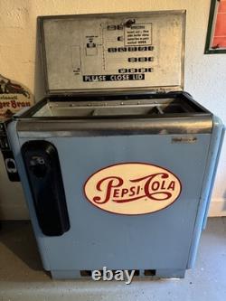 Vintage Pepsi-Cola Machine Ideal Dispenser Co. Model A-55