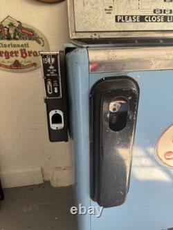 Vintage Pepsi-Cola Machine Ideal Dispenser Co. Model A-55