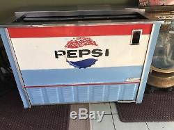 Vintage Pepsi Cola vending machine cooler, Pepsi ice chest