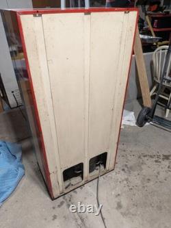 Vintage Pepsi Machine