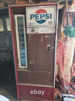 Vintage Pepsi Machine Retro 1960's or 1970's