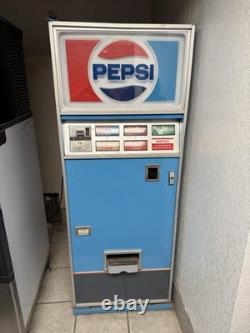 Vintage Pepsi Vending Machine Yes It Works. It Has 2 Extra Coin Mechanism Parts