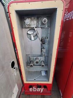 Vintage Roundtop Restored Coca-Cola Vending Machine