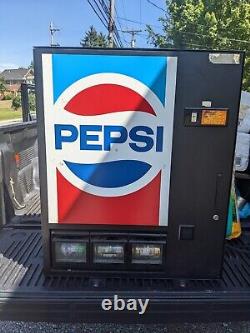 Vintage Tabletop Pepsi Machine Full Size Can Dispenser withLocking Cabinet Stand