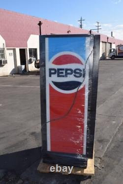Vintage Vending Soda Pepsi Machine Coin Operated 1980's Includes R12 Refrigerant