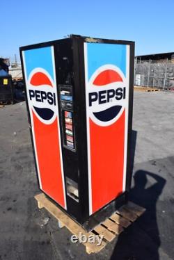 Vintage Vending Soda Pepsi Machine Coin Operated 1980's Includes R12 Refrigerant