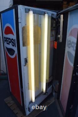 Vintage Vending Soda Pepsi Machine Coin Operated 1980's Includes R12 Refrigerant