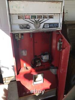 Vintage Vendo Brand V-80 CocaCola Coke Bottle Vending Machine