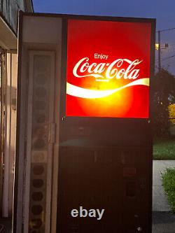 Vintage Vendo Coca-Cola vending machine Powers and lights up