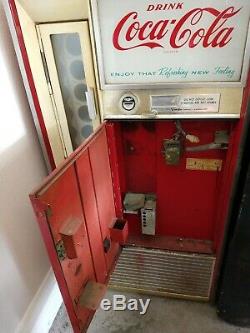 Vintage Vendo Coke Machine Coca Cola Pull Bottle