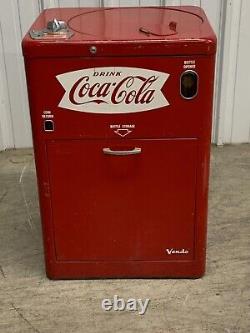Vintage Vendo Model A23E AT-2 Refrigeration Unit Original Condition Running