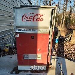 Vintage Westinghouse Coca-Cola Vending Machine # wbl74-6az10 For Restoration