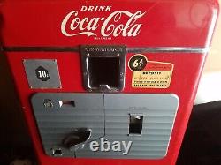 Vintage coca-cola 1950s Vendo 27A Coke Machine Original working condition