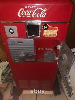 Vintage coca-cola 1950s Vendo 27A Coke Machine Original working condition