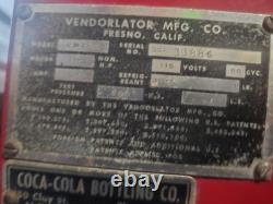 Vintage coca cola vending machine VmC33