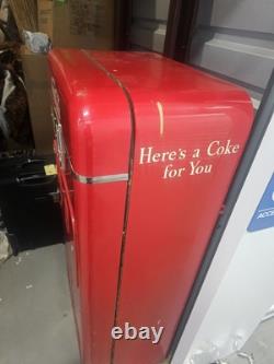Vintage coca cola vending machine VmC39