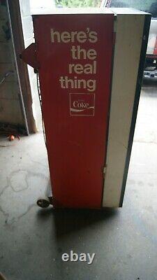 Vintage coke machine- Vendo HA56E