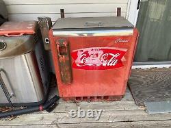 Vintage coke machine model a30000 gbz-50 (WORKS)