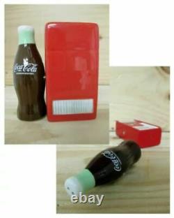 WESTLAND Coca-Cola vending machine type Magnetic Salt and Pepper Shaker F/S