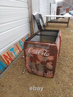 Westinghouse WD 10 Coca Cola Refrigerator