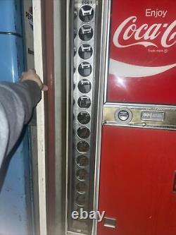 Working COCA COLA CAVALIER 14 SLOT Vending Machine Coke Bottle Vendo Quarters