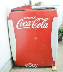 Working Condition 1950s Coca Cola Machine Westinghouse Model WH-12T Dry Cooler