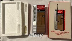Working Vintage 1970s Coca-Cola Vending Machine Radio Japan Tested with Video