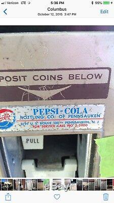 (no Shipping) Pepsi Cola Machine Very Cold Indoor Or Outdoor